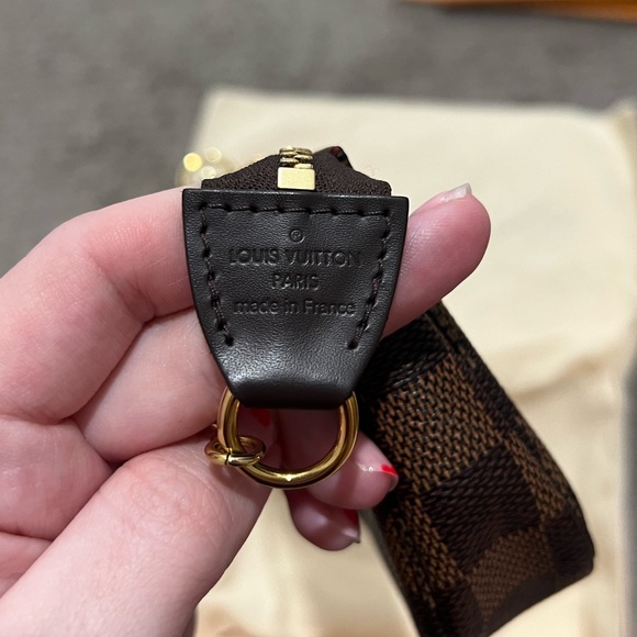 Louis Vuitton Mini Bag in Brown Checkered Pattern - Picture 6 of 10